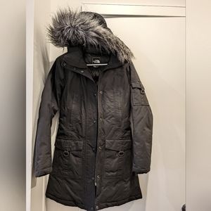 The North Face down parka in XS
